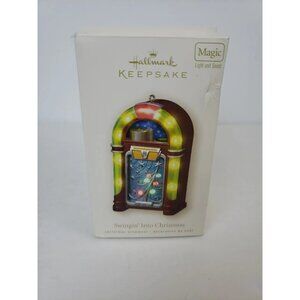 2008 NEW Hallmark Ornament Swingin Into Christmas Jukebox Magic Light Sound